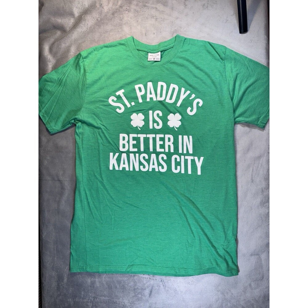 Where I'm From St. Patrick's Day Kansas City Graphic Green T-Shirt L Crew Neck